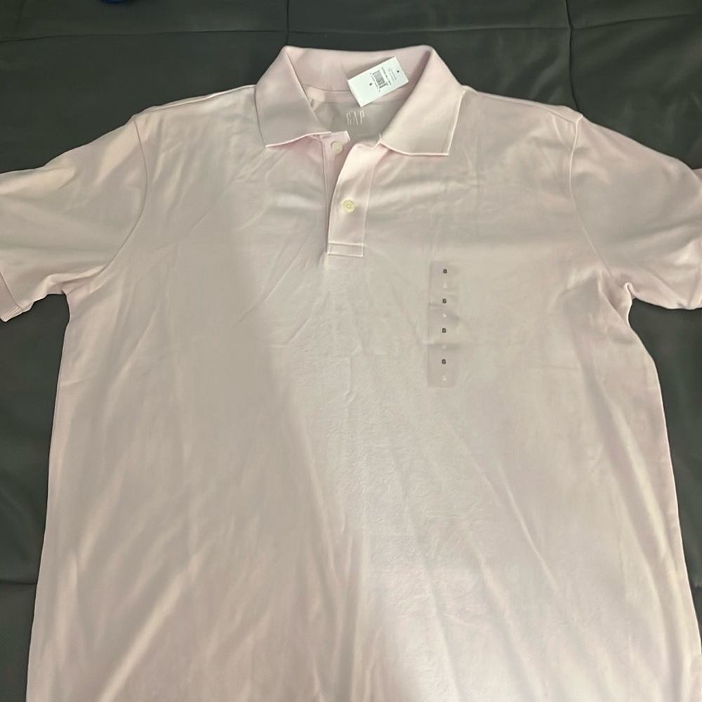 Men’s pink Gap button up shirt size small
